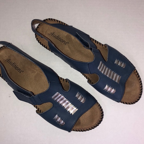 Auditions Blue leather open toe casual sandals